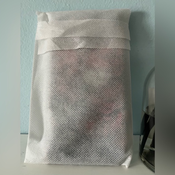 Apple iPhone 8 Plus Tough Case in Matte Floral Design by Jamie Beck - Picture 7 of 9